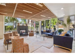 Photo #3: 538655881 Listing