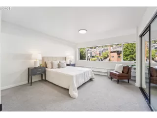 Photo #5: 538655881 Listing