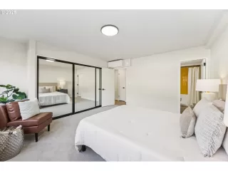 Photo #6: 538655881 Listing