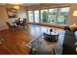 Photo #1: 538731809 Listing 