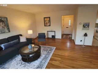 Photo #3: 538731809 Listing 