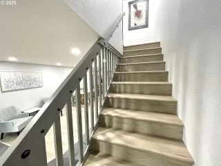 Photo #4: 539325387 Listing