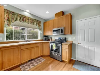 Photo #2: 539336498 Listing