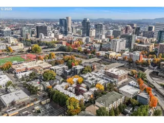 Click for more information on MLS # 540521104 : 1535 SW CLAY ST 109 More Details about MLS # 540521104 : 1535 SW CLAY ST 109