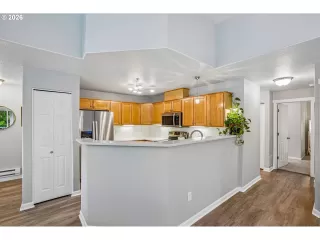 Photo #6: 540966337 Listing