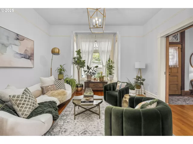 MLS: 541113087 Condo For Sale