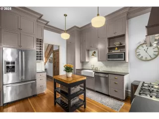 Photo #6: 541113087 Listing