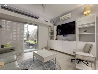 Photo #2: 541799651 Listing 