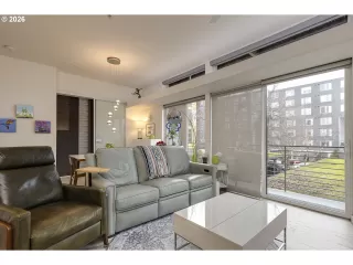 Photo #4: 541799651 Listing 