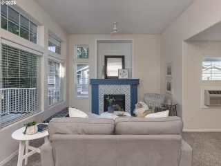 Photo #1: 542072745 Listing