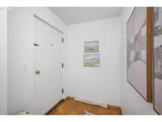 Photo #4: 542500504 Listing