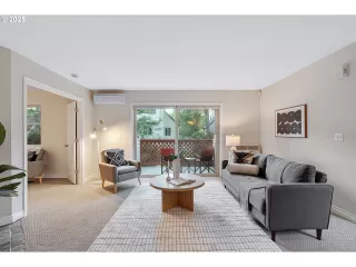 Photo #5: 543072908 Listing 