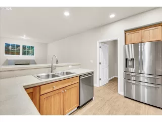 Photo #2: 543928179 Listing 