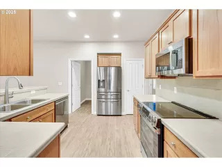 Photo #5: 543928179 Listing 