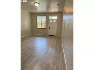 Photo #4: 544235016 Listing