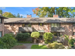 Click for more information on MLS # 544839198 : 2425 SW 19TH AVE 9 More Details about MLS # 544839198 : 2425 SW 19TH AVE 9