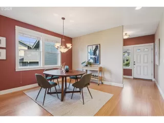 Photo #3: 545076373 Listing