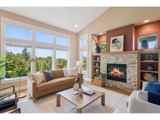 Photo #6: 545076373 Listing