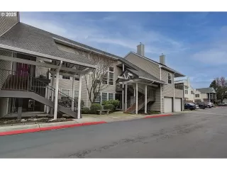 Photo #1: 545087363 Listing