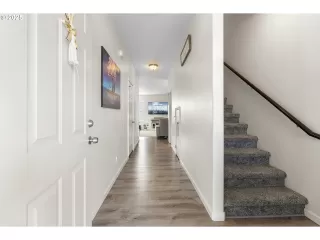 Photo #4: 545691248 Listing 