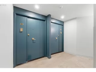 Photo #3: 546170887 Listing 