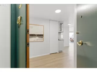 Photo #4: 546170887 Listing 