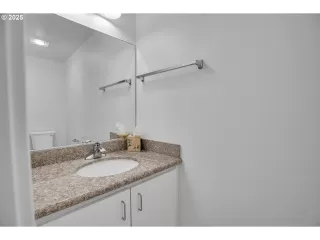 Photo #6: 546267280 Listing