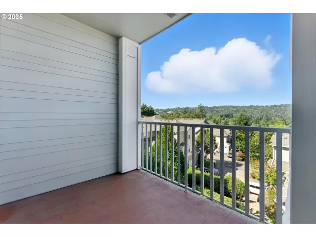 MLS: 546306325 Condo For Sale