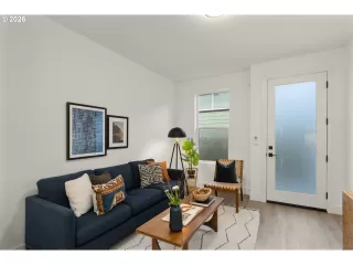 Photo #5: 546442374 Listing 