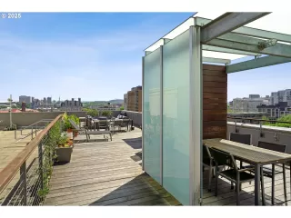 Photo #3: 547153367 Listing