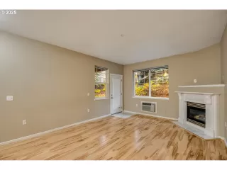 Photo #1: 547562867 Listing