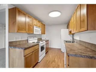 More Details about MLS # 547590249 : 2363 SE 112TH AVE 10