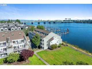 Photo #3: 547744635 Listing