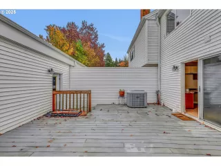 Photo #4: 547756714 Listing