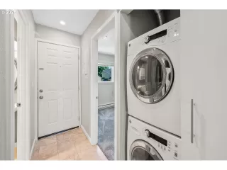 Photo #2: 547796088 Listing