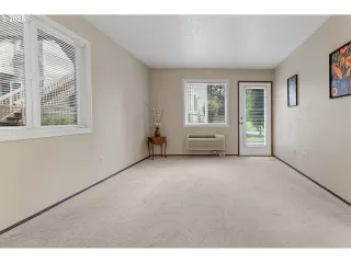 Photo #5: 549478082 Listing