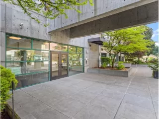 Click for more information on MLS # 549592866 : 300 W 8TH ST 225E More Details about MLS # 549592866 : 300 W 8TH ST 225E