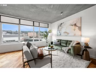 Photo #4: 550055945 Listing 