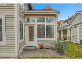 Photo #5: 550254180 Listing