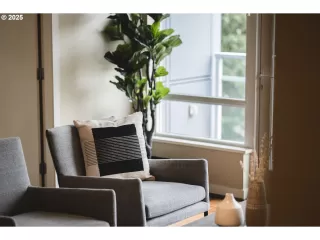 Photo #1: 550281446 Listing 