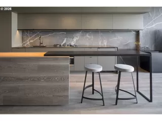 Photo #5: 550523542 Listing 