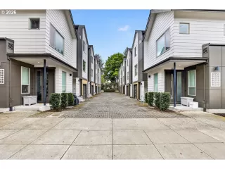 More Details about MLS # 551914033 : 3954 SE GLADSTONE ST
