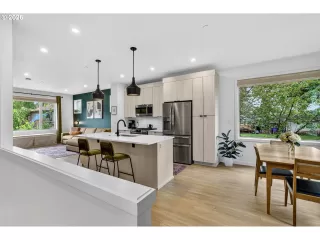 Photo #4: 551914033 Listing 