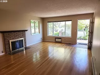 Photo #1: 551940671 Listing 