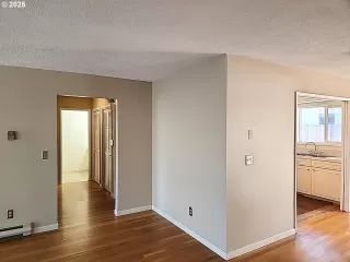 Photo #3: 551940671 Listing 