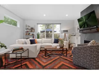 Photo #5: 551984337 Listing