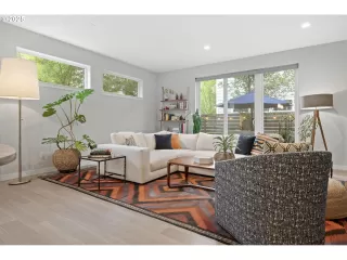 Photo #6: 551984337 Listing