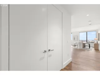 Photo #5: 552458863 Listing