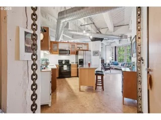 Photo #4: 552480994 Listing 