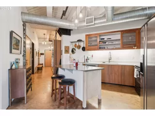 Photo #6: 552480994 Listing 